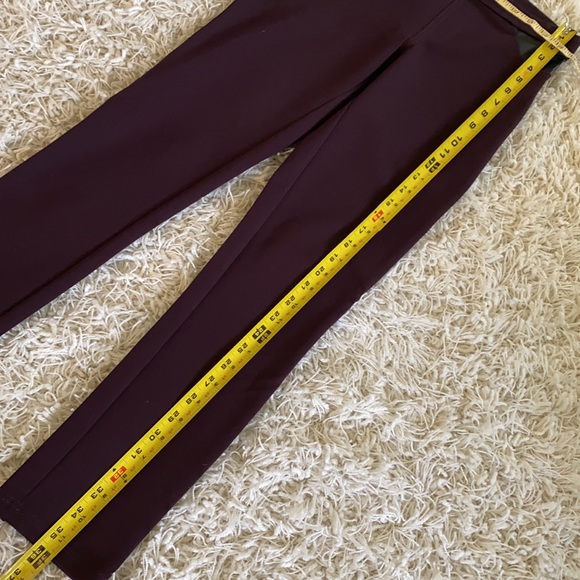 DKNY Slim Stretch Pull On Dark Maroon Leggings Like Jeans NWOT - Picture 11 of 13